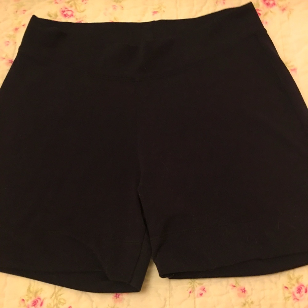 🌸MARIKA ATHLETIC SHORTS🌸